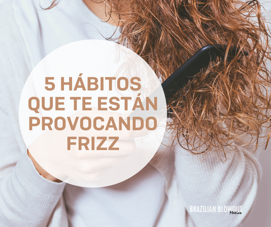 5 hábitos que te están provocando frizz